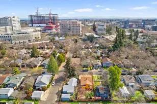 2500 41st St, Sacramento, CA 95817 - Photo 39