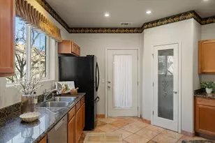 1212 Vessona Cir, Folsom, CA 95630 - Photo 15