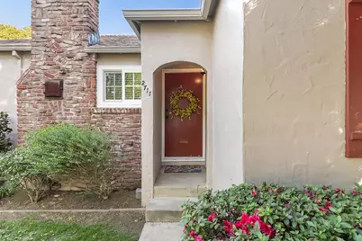 2711 17th Street, Sacramento, CA 95818 - Photo 3