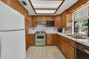 8924 Lanier Way, Sacramento, CA 95826 - Photo 23