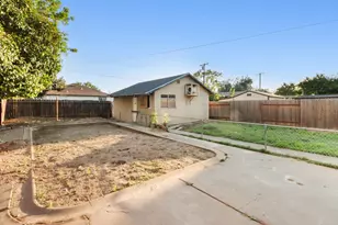 1022 Frienza Ave, Sacramento, CA 95815 - Photo 37