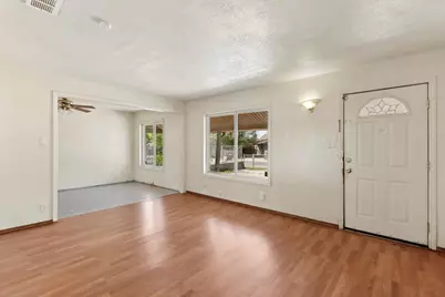 1022 Frienza Avenue, Sacramento, CA 95815 - Photo 3