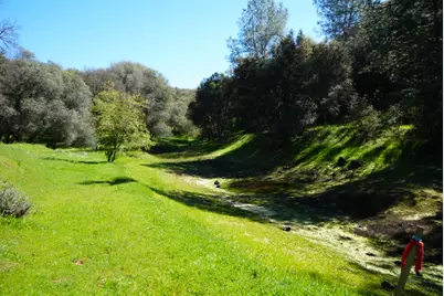 22674 W Hacienda Drive, Grass Valley, CA 95949 - Photo 27