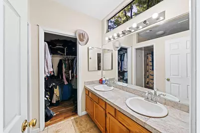 6 Coles Point Court, Sacramento, CA 95823 - Photo 19