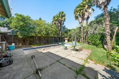 6 Coles Point Court, Sacramento, CA 95823 - Photo 23