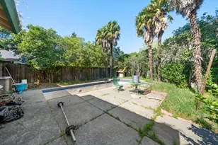 6 Coles Point Ct, Sacramento, CA 95823 - Photo 23