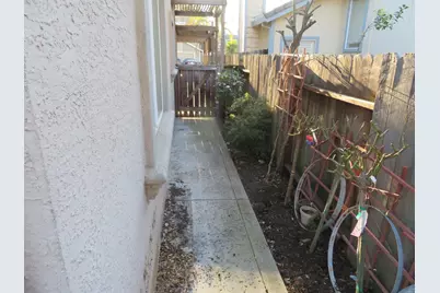 4 Rasha Court, Sacramento, CA 95831 - Photo 33