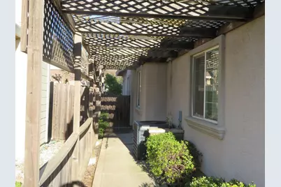 4 Rasha Court, Sacramento, CA 95831 - Photo 3