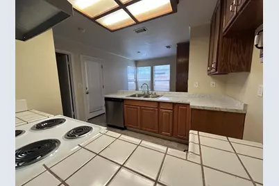 1626 Camphor Way, Lodi, CA 95242 - Photo 15