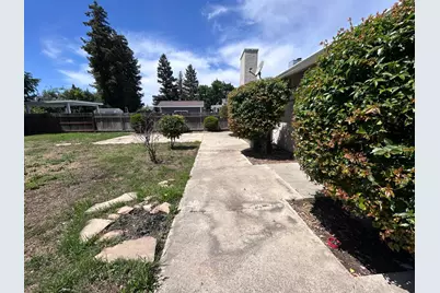 1626 Camphor Way, Lodi, CA 95242 - Photo 7