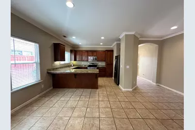 2940 Las Flores Circle, Los Banos, CA 93635 - Photo 9