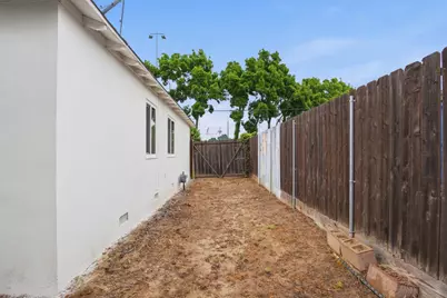 2728 Garrison Street, Ceres, CA 95307 - Photo 23