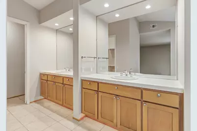 11225 Crocker Grove Lane, Gold River, CA 95670 - Photo 27
