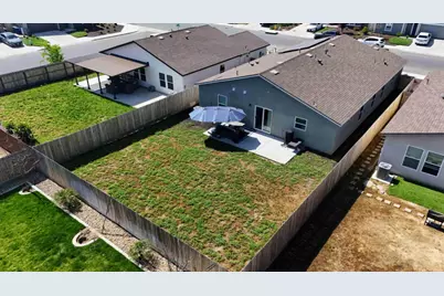 1569 Concord Avenue, Madera, CA 93637 - Photo 23