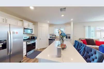 1569 Concord Avenue, Madera, CA 93637 - Photo 5