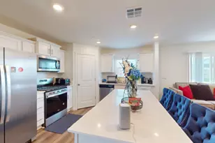 1569 Concord Ave, Madera, CA 93637 - Photo 5