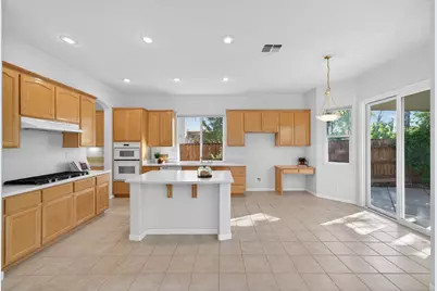 2033 Dorrington Drive, Roseville, CA 95661 - Photo 9