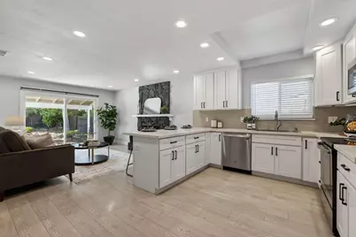 6410 Rolling Way, Carmichael, CA 95608 - Photo 9