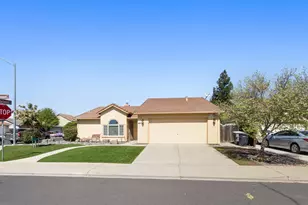 2588 Foxwood Ct, Oakdale, CA 95361 - Photo 5