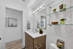 6795 Havenhurst Dr, Sacramento, CA 95831 - Photo 43