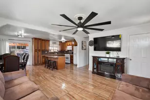 19181 Frank Ct, Woodbridge, CA 95258 - Photo 5