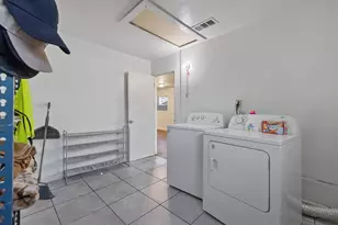 10840 Beverly Dr, Hanford, CA 93230 - Photo 21