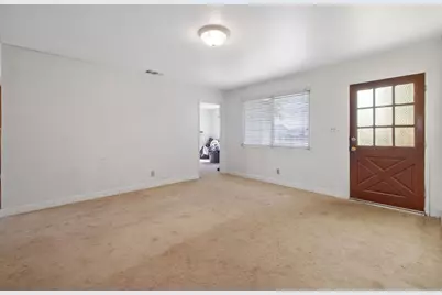 10840 Beverly Drive, Hanford, CA 93230 - Photo 7