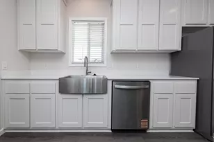 Youmans, Ventura, CA 93003 - Photo 15