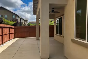3727 Manera Rica Dr, Sacramento, CA 95834 - Photo 5