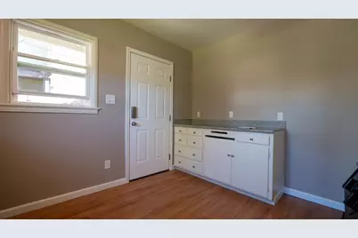 1851 W Harding Way, Stockton, CA 95203 - Photo 13