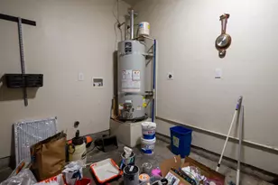 1851 W Harding Way, Stockton, CA 95203 - Photo 33