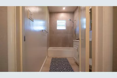 1851 W Harding Way, Stockton, CA 95203 - Photo 15