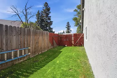 5918 Secretariat Court, Riverbank, CA 95367 - Photo 15