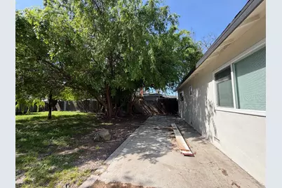 2052 Juanita Court, Modesto, CA 95350 - Photo 39