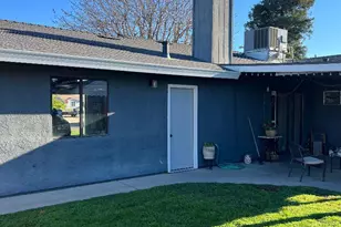 2200 Chelsea Pl, Turlock, CA 95380 - Photo 37