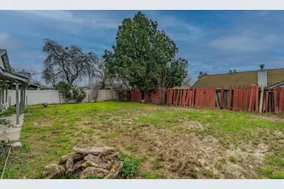 104 Wildflower Drive, Galt, CA 95632 - Photo 27