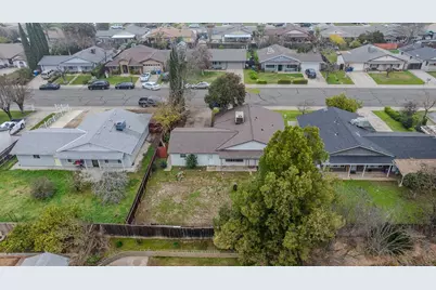 104 Wildflower Drive, Galt, CA 95632 - Photo 37