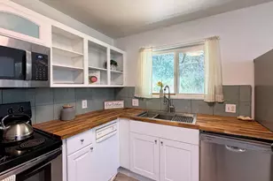 19310 Branding Iron Rd, Penn Valley, CA 95946 - Photo 9