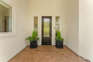 749 Grandview Dr, Folsom, CA 95630 - Photo 17