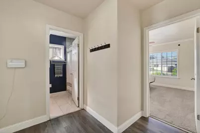 2308 Roanoke Avenue, Sacramento, CA 95838 - Photo 19