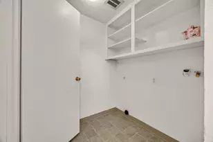 469 Glacier Dr, Martinez, CA 94553 - Photo 25