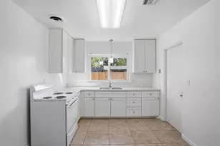 1102 Blair Ave, Modesto, CA 95350 - Photo 9