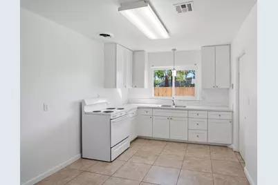 1102 Blair Avenue, Modesto, CA 95350 - Photo 7