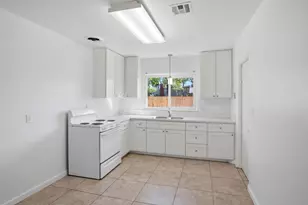 1102 Blair Ave, Modesto, CA 95350 - Photo 7