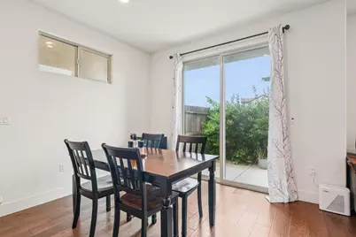 10520 Oboe Way, Elk Grove, CA 95757 - Photo 9