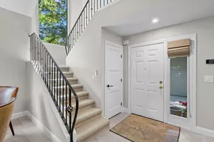 2126 University Park Dr, Sacramento, CA 95825 - Photo 7