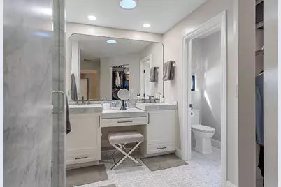 2126 University Park Drive, Sacramento, CA 95825 - Photo 37