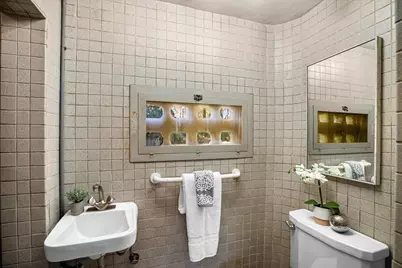 1018 W Morris Avenue, Modesto, CA 95350 - Photo 37