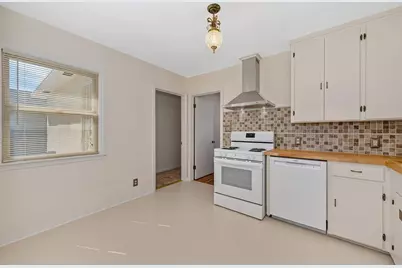 1381 54th Street, Sacramento, CA 95819 - Photo 9