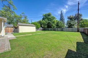 1381 54th St, Sacramento, CA 95819 - Photo 27